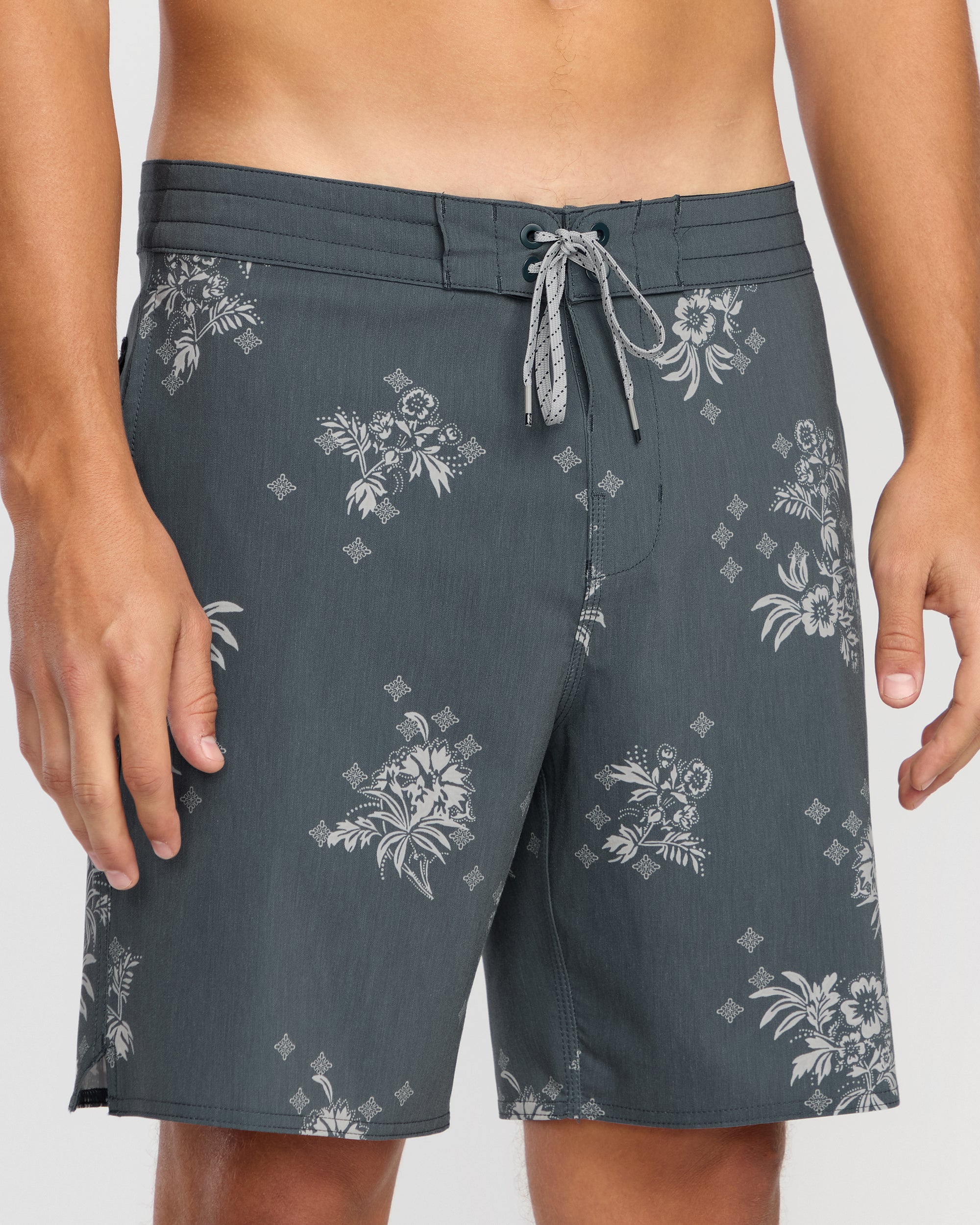 Good Times Lo Tide 18 Boardshorts - Midnight Blue - Image 7