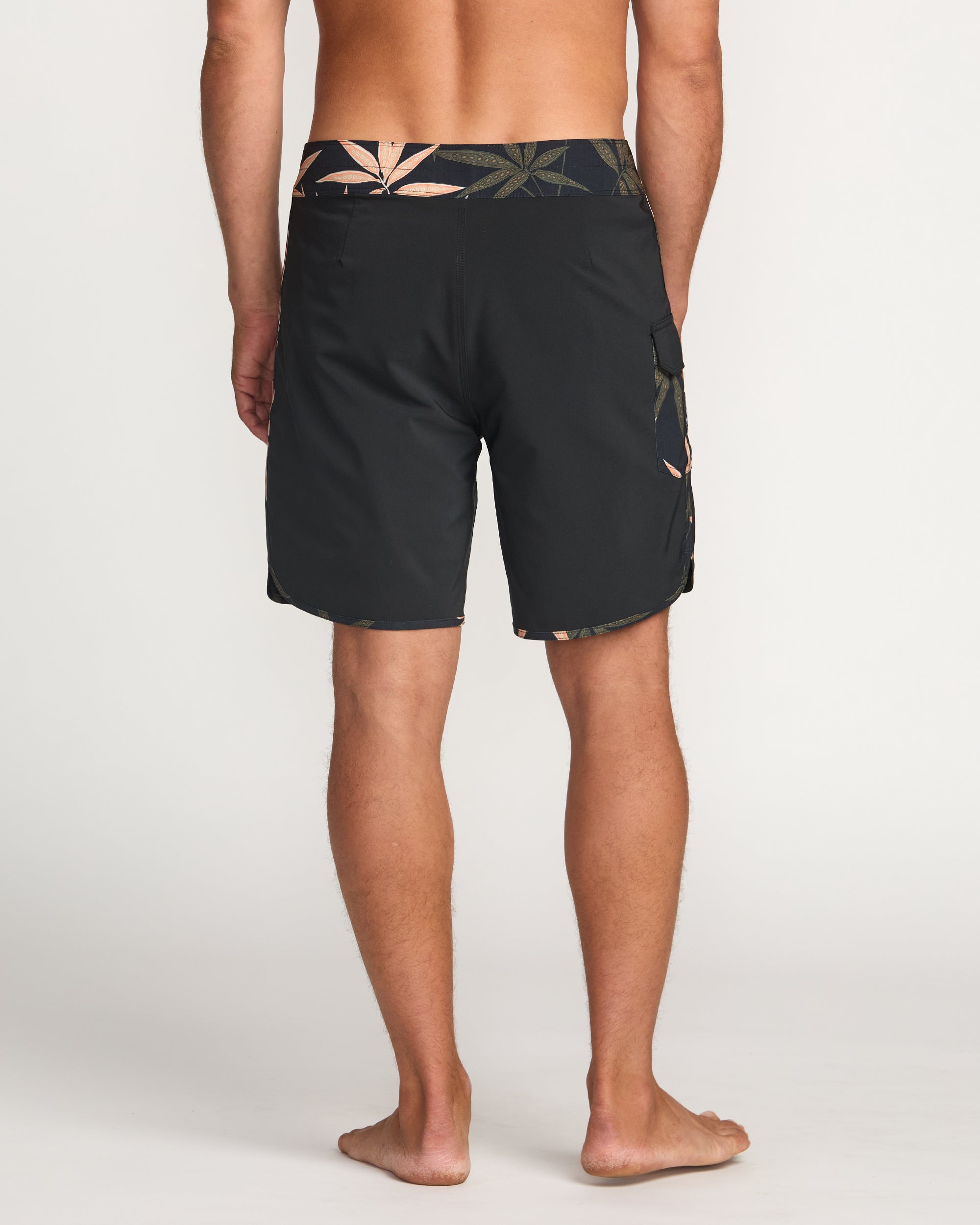 73 Hi Pro Performance 18 Boardshorts - Stealth - Image 2