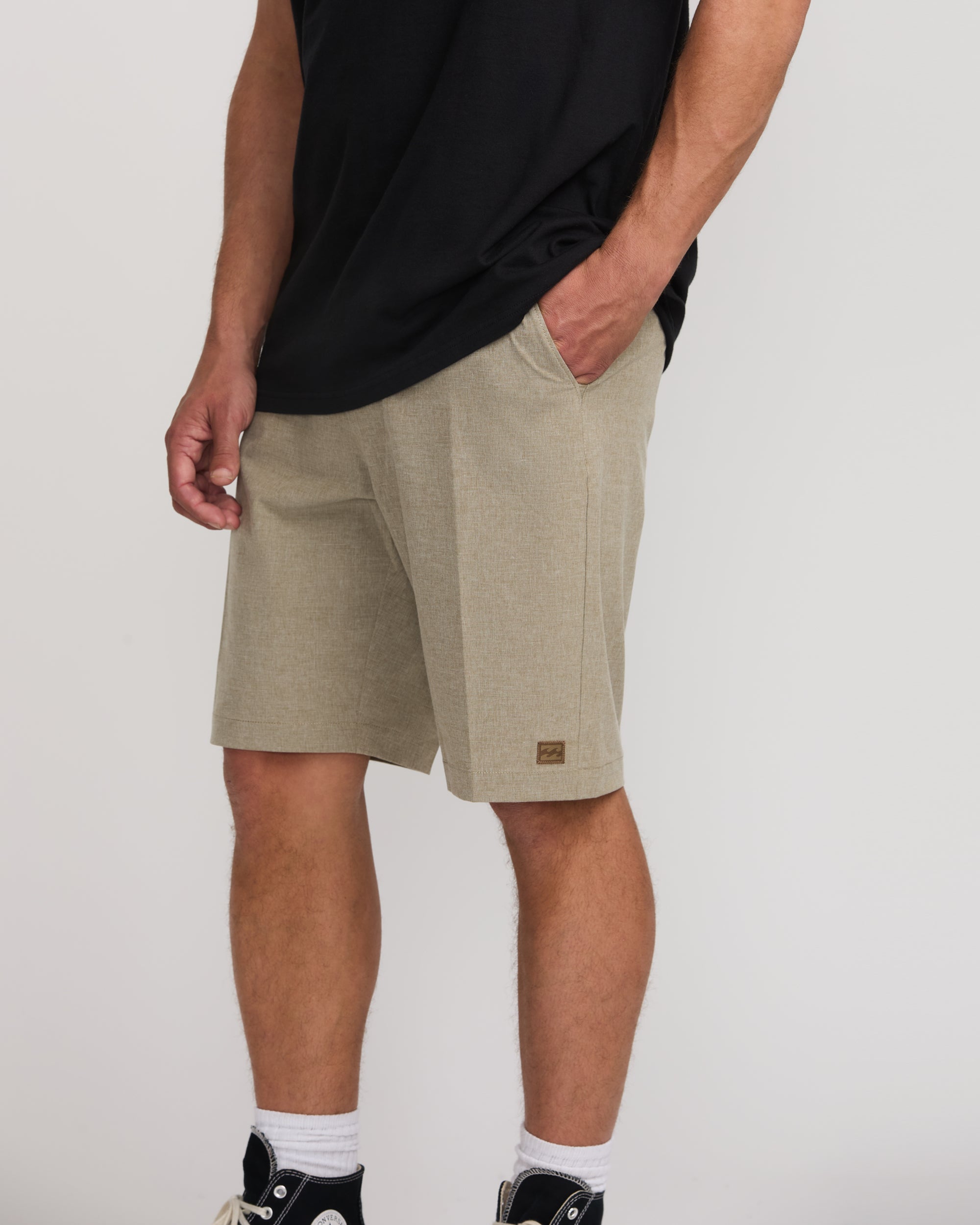 Crossfire Submersible 21 Hybrid Shorts - Khaki - Image 7