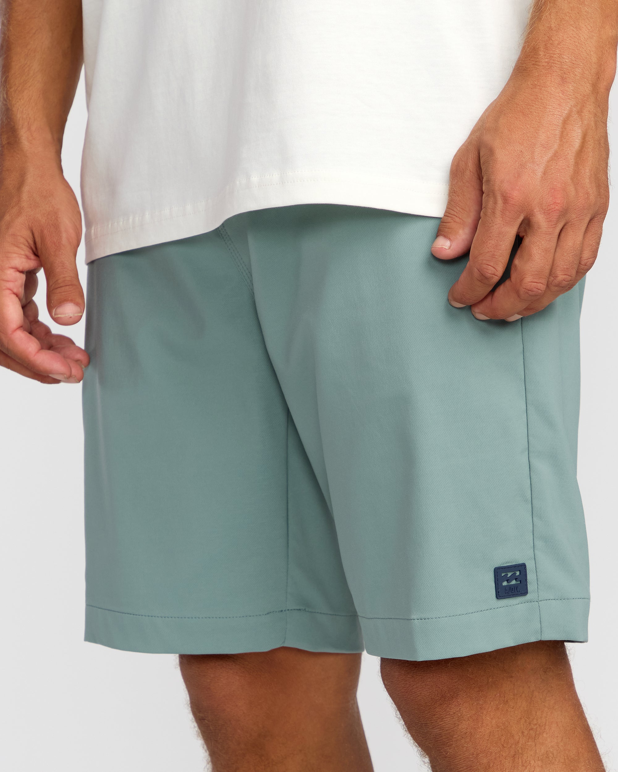 Surftrek Journey 20 Hybrid Shorts - Sea Blue - Image 6