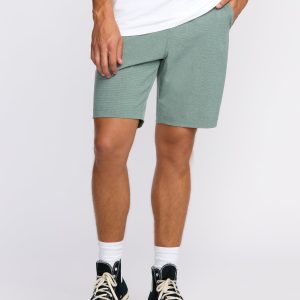 Crossfire Submersible 19 Hybrid Shorts - Green Ash