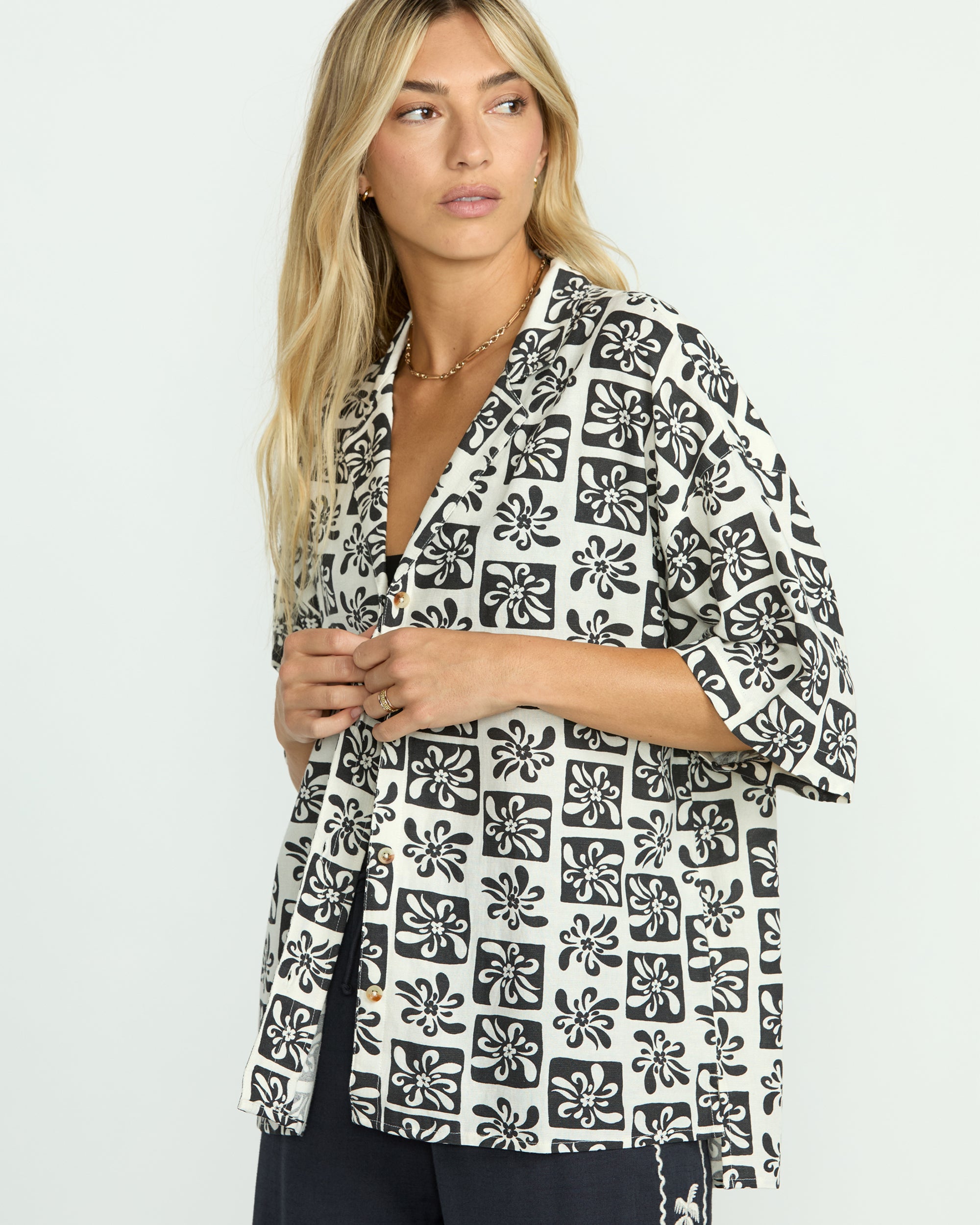 Beach Side Printed Short Sleeve Shirt - Black Sands - Image 2