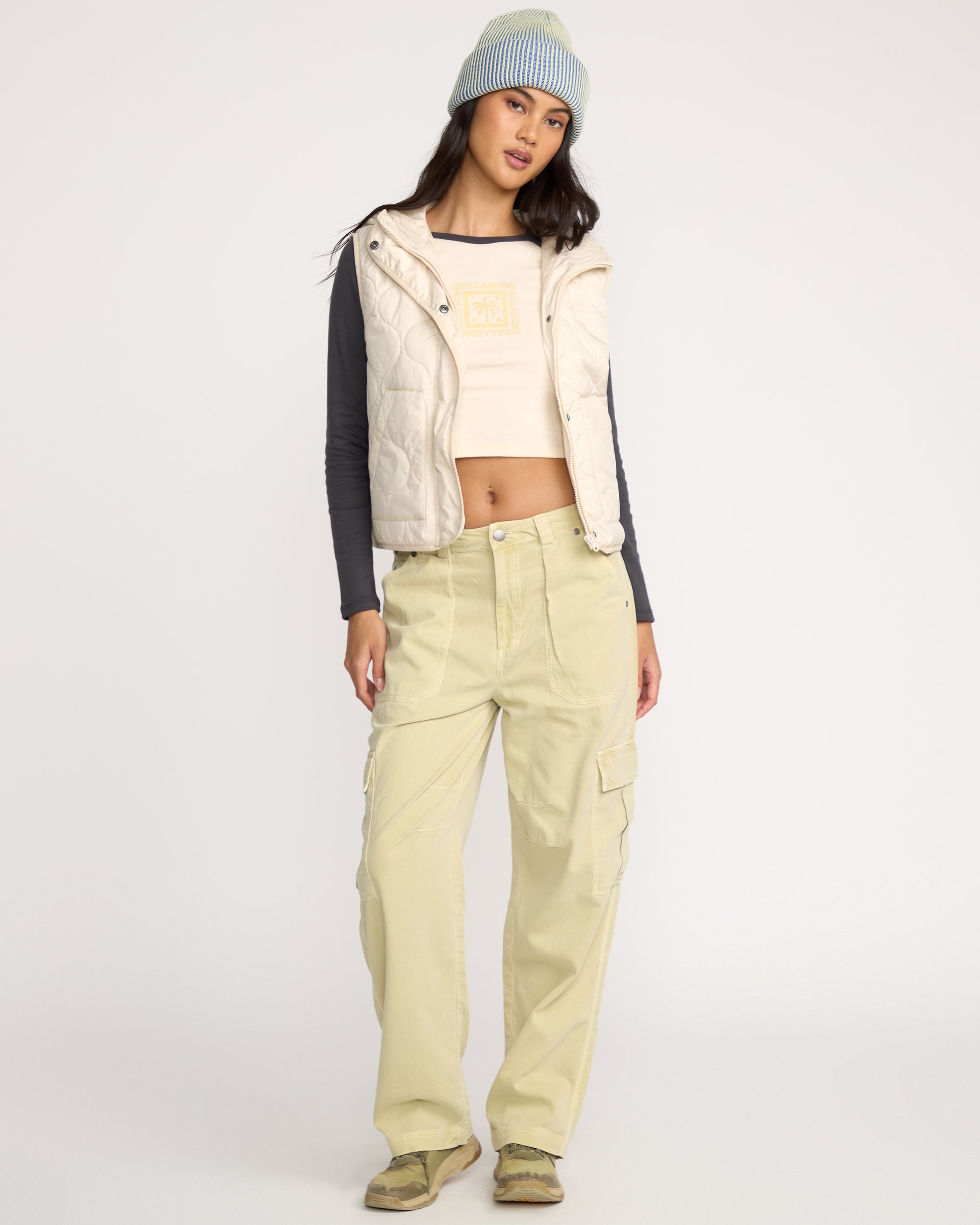 Cliffs Quilted Lightweight Vest - Whitecap - Image 3