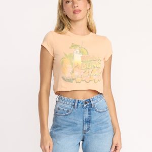 Vacay Awaits Tee - Sunstone