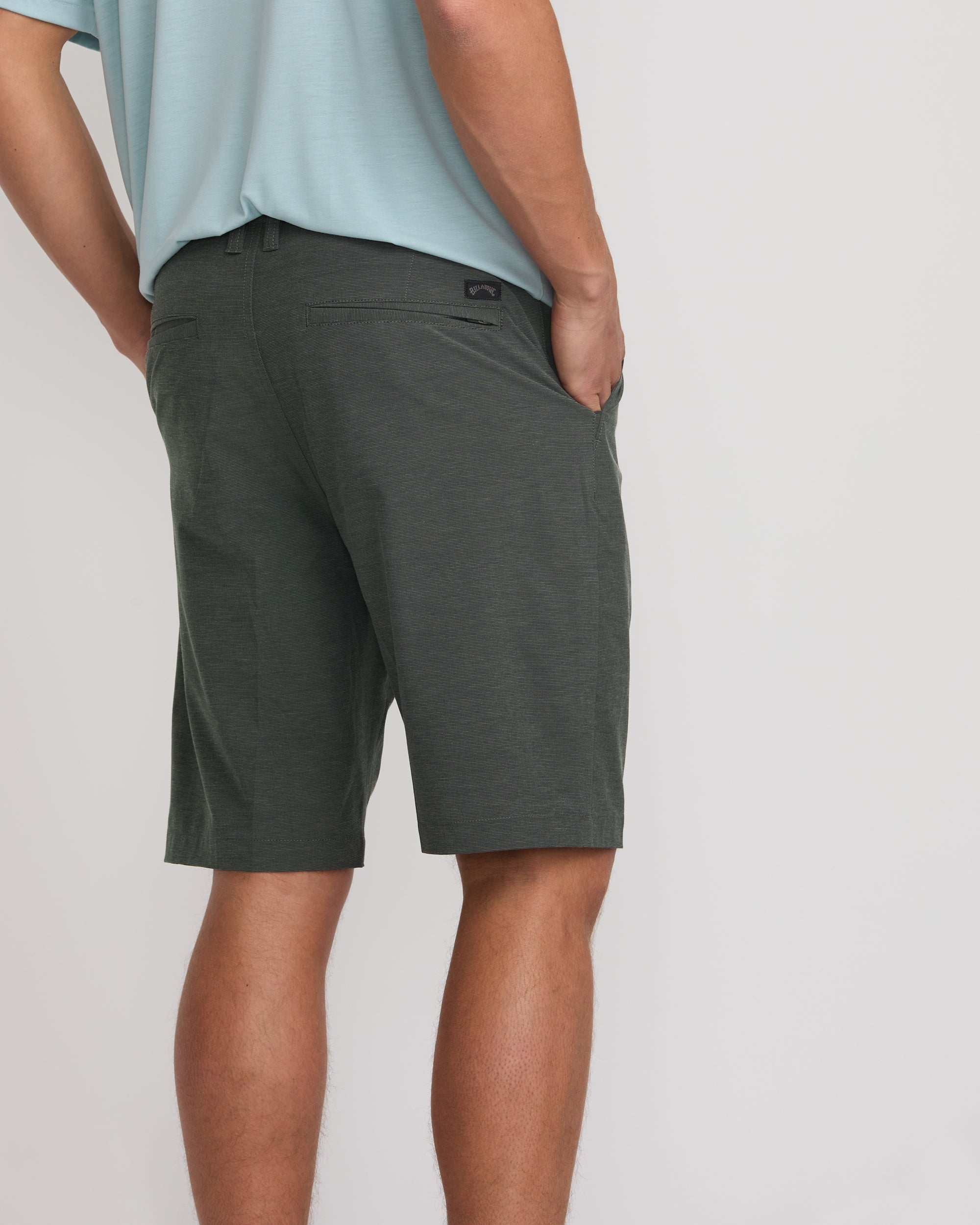 Crossfire Submersible 21 Hybrid Shorts - Asphalt - Image 8