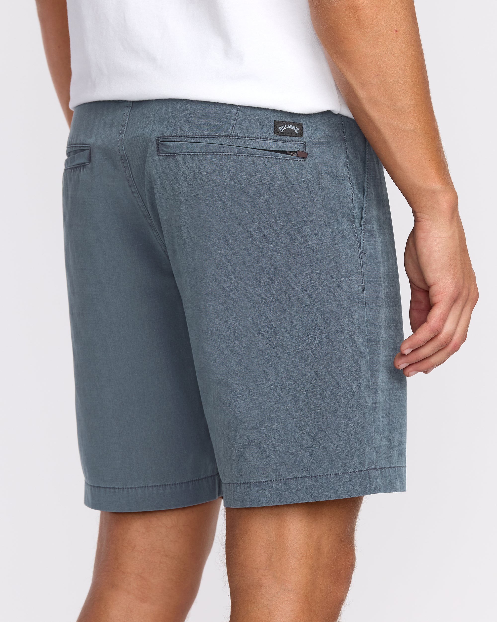 Crossfire Wave Wash Submersible 18 Hybrid Shorts - Midnight Blue - Image 7