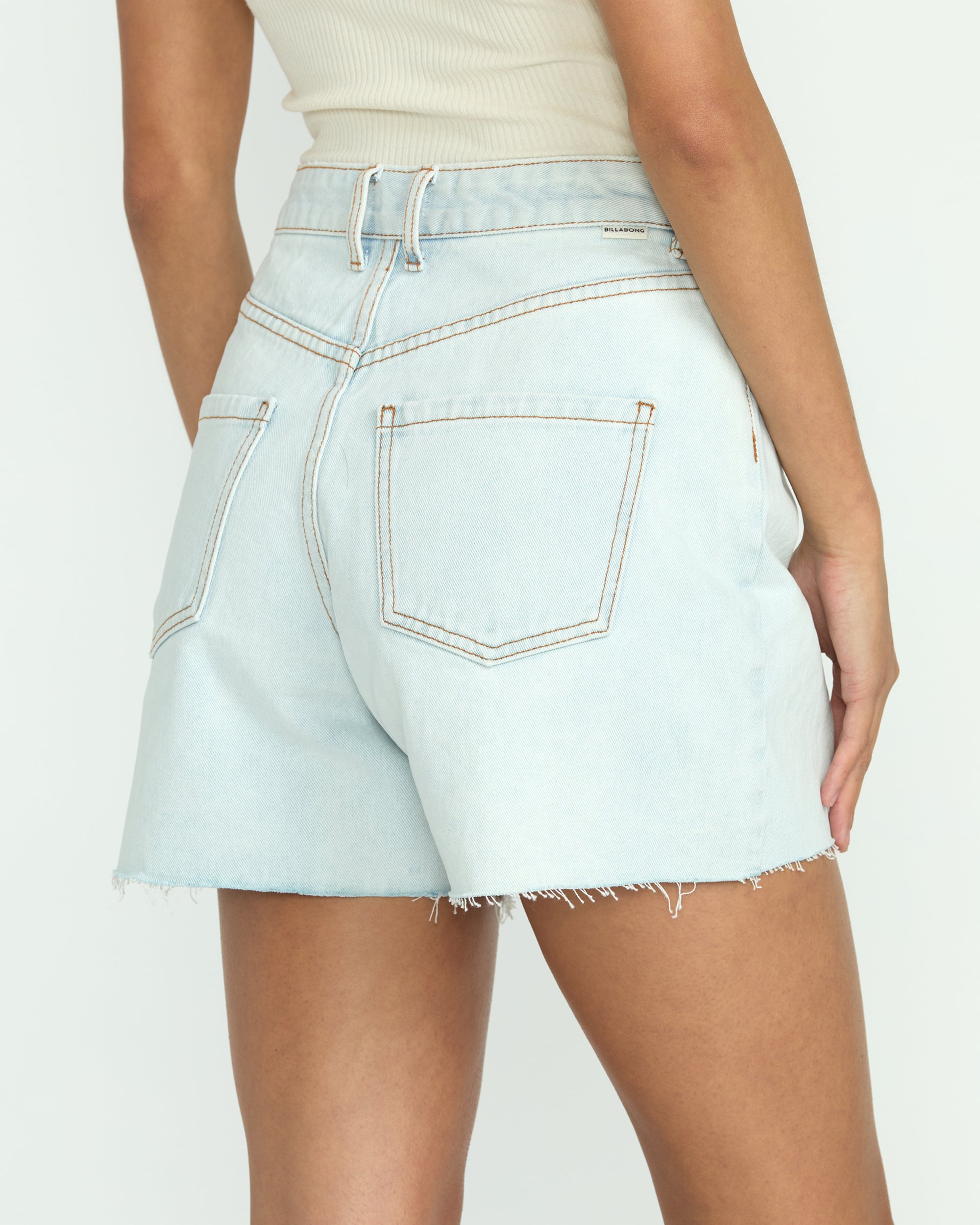 Riley Cut-Off Denim Shorts - Acid Wash - Image 2
